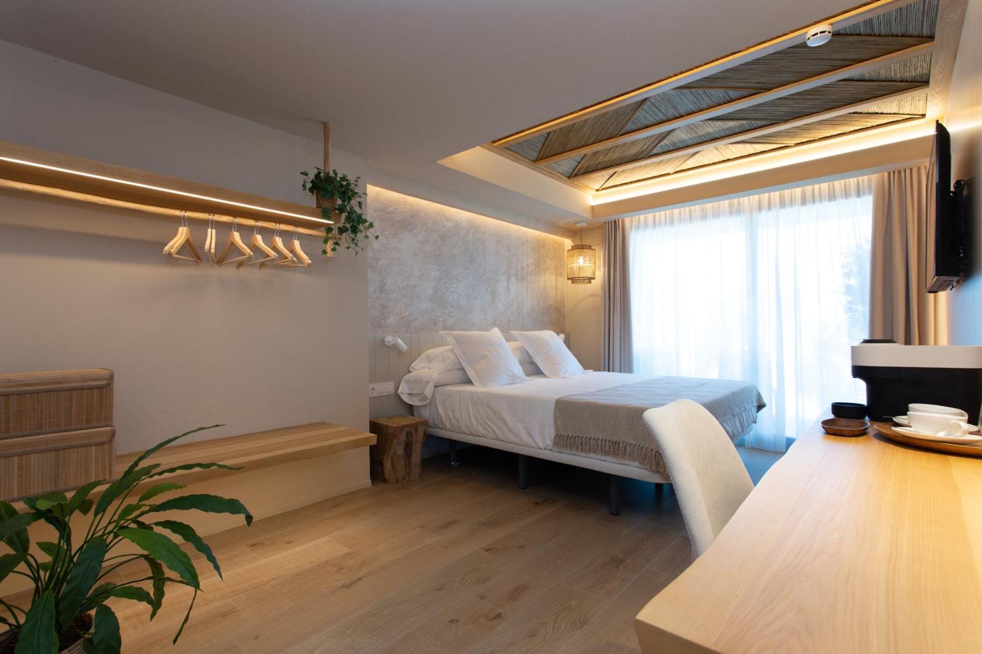 Xulos Rooms & Suites Peñíscola Exteriör bild
